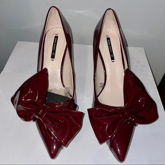 Zara Burgundy Court with Bow Pumps - Picture 2 of 15